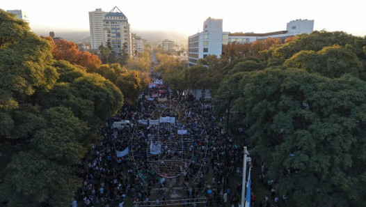 imagen Mendoza marchó por el cumplimiento de la Ley de Financiamiento Universitario