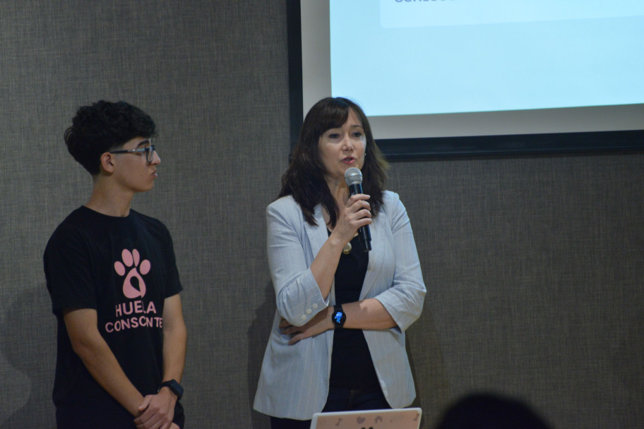 imagen Distinguieron proyecto de estudiantes de la UNCUYO que ayuda a adoptar animales