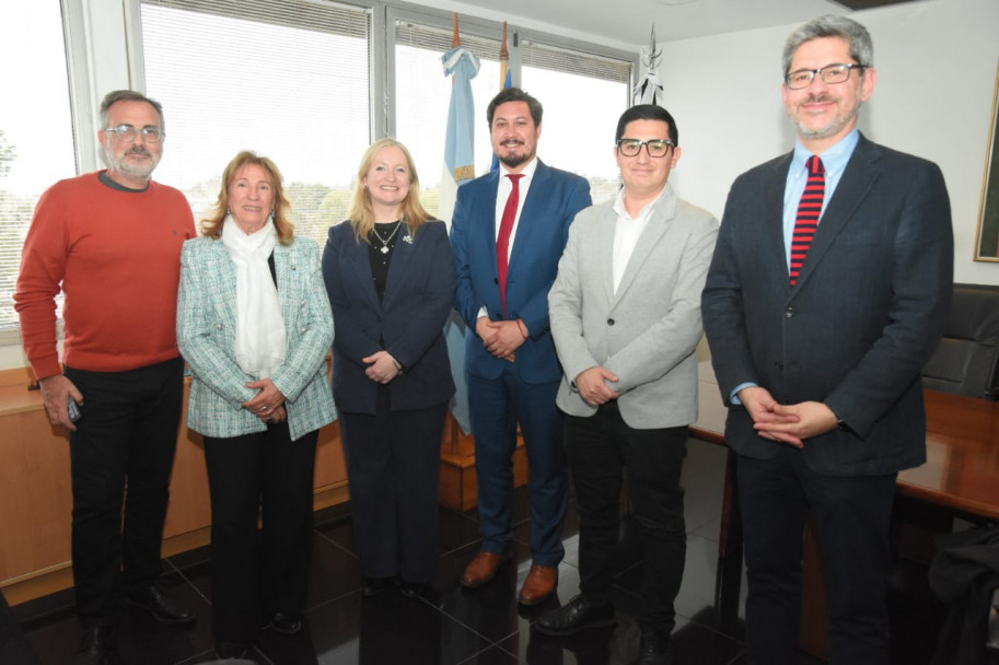 imagen Innovación pública y transformación digital: funcionarios de Chile visitaron la UNCUYO