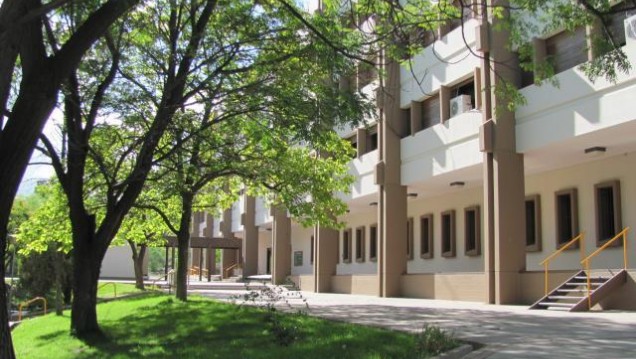 imagen Dos cargos docentes concursa la facultad de Ciencias Económicas