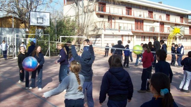 imagen Buscan profesores de Formación Ética y Ciudadana para reemplazo en escuela de la UNCuyo