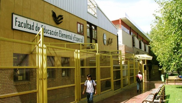 imagen Facultad de Educación Elemental y Especial concursa 3 cargos