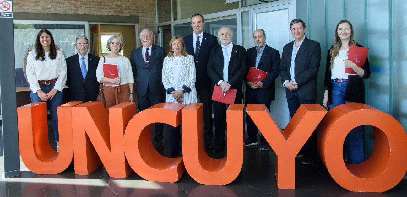 imagen Evaluación externa: Comité de Pares llegó a la UNCUYO para la instancia presencial 