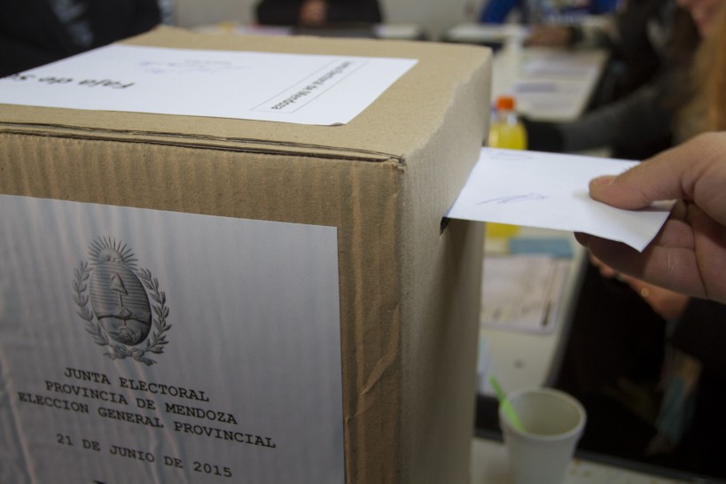 imagen Reciben ponencias para jornadas sobre Transparencia Electoral