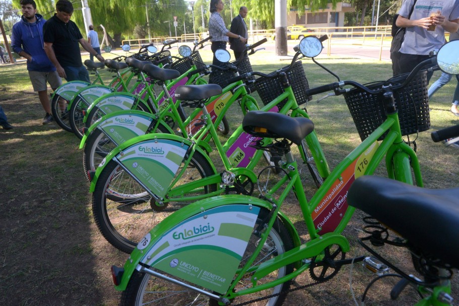 imagen Inauguraron estación de bicis en la UNCuyo 