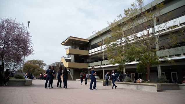 imagen Clases suspendidas por Zonda en las escuelas de la UNCUYO