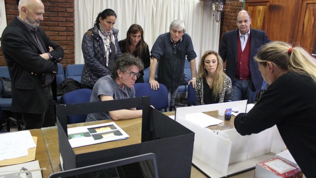 imagen Maximiliano Guerra eligió la escenografía para "El Lago de los Cisnes"
