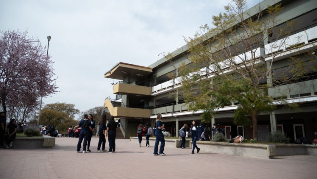 imagen Las escuelas secundarias de la Universidad abren sus puertas 