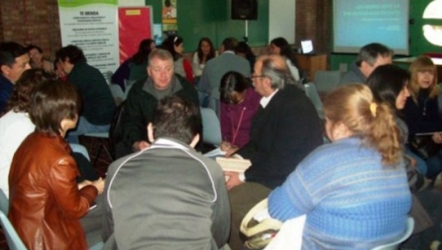 imagen Conferencia para padres sobre Redes Sociales