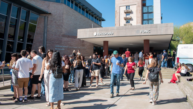 imagen La UNCUYO agasajó al personal nodocente en su día