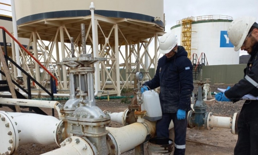 imagen Ingeniería asiste a YPF en la recuperación mejorada de petróleo 