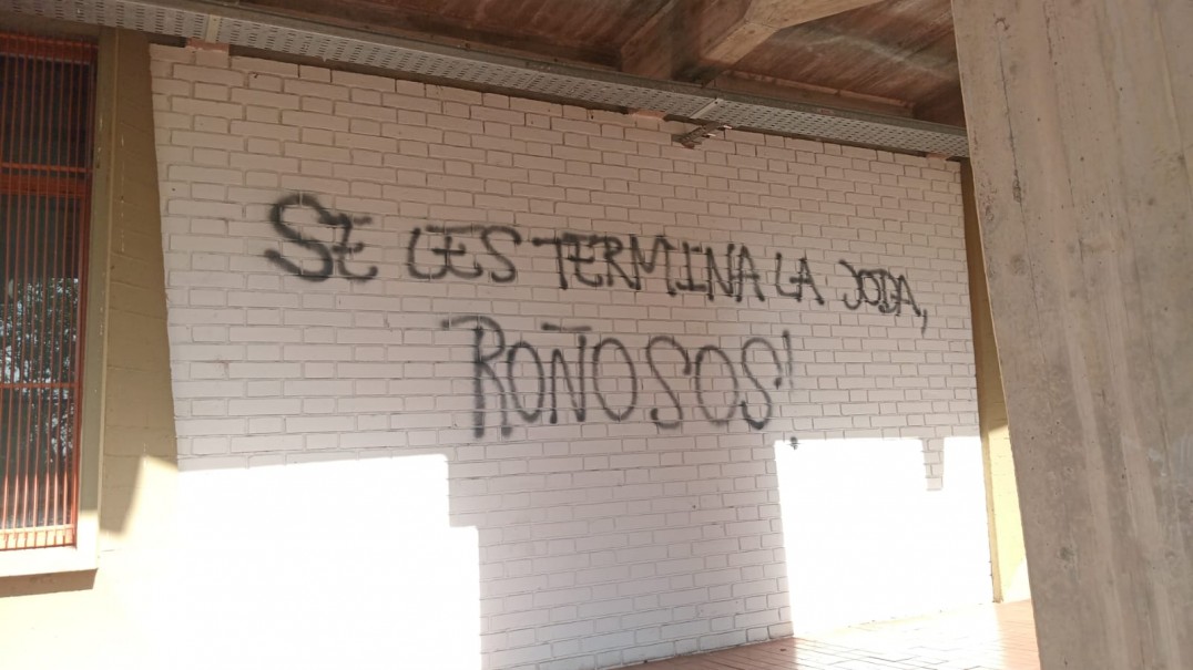 imagen La UNCUYO repudió las pintadas con amenazas en edificios del predio