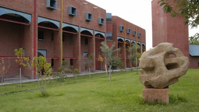 imagen Debatirán sobre investigación en Artes y Diseño y distinguirán a profesoras eméritas