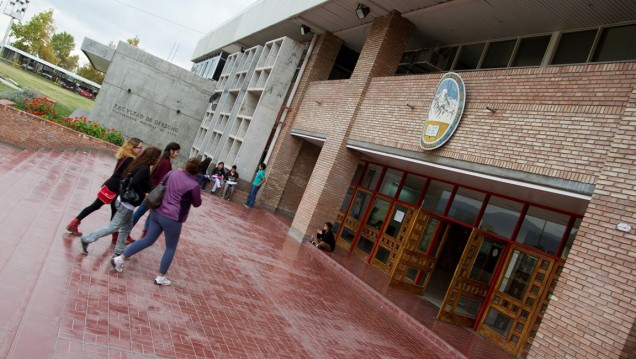 imagen Bioética y los derechos del paciente tratarán en la Universidad