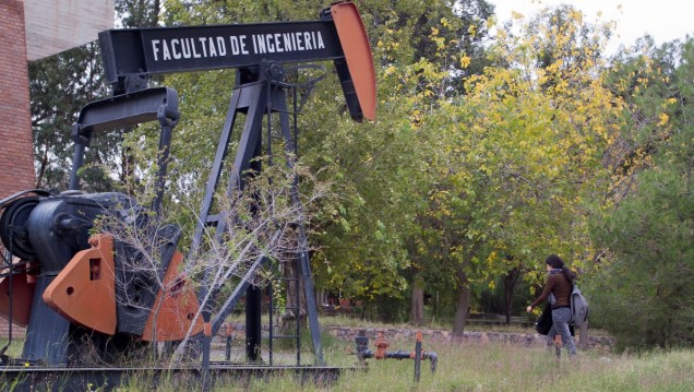 imagen La economía petrolera en Argentina bajo la lupa de un ingeniero de la UNCUYO