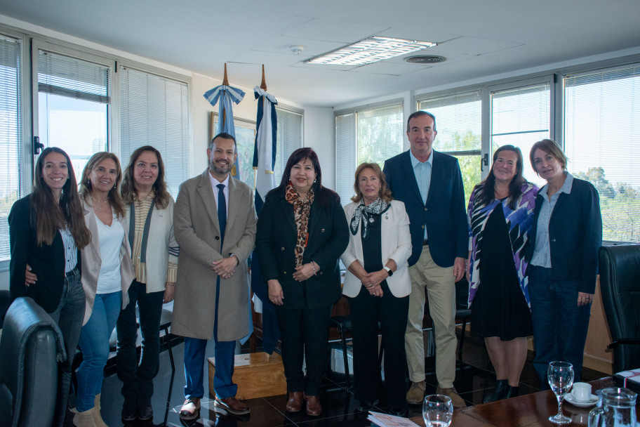 imagen La UNCUYO afianza lazos con la Universidad Nacional de Asunción 