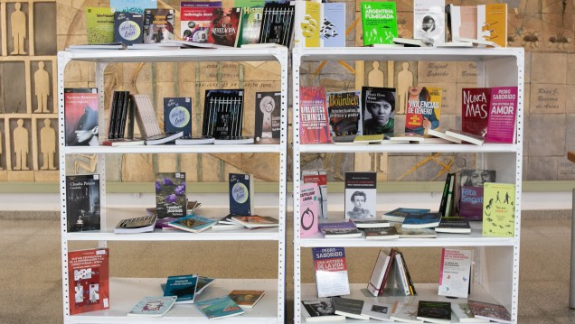 imagen Novedades bibliográficas en la UNCUYO tras su paso por la Feria Internacional del Libro 