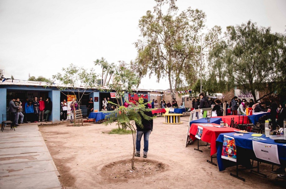 imagen Integrantes de proyectos sociales compartieron una feria 