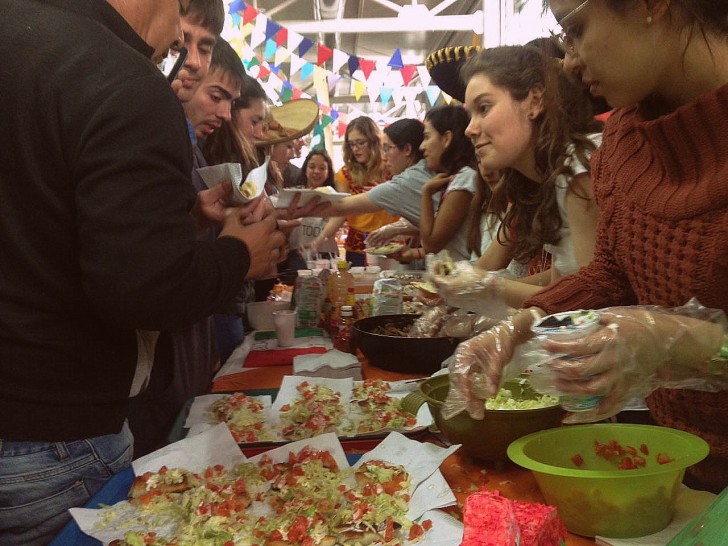 imagen Gastronomía y música de 12 culturas se conjugan en un festival