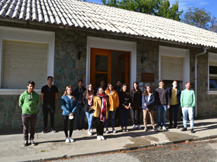 imagen Los participantes del programa "Becas de Verano 2022" del Instituto Balseiro ya están en Bariloche