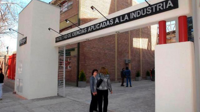 imagen Candidatos a gobernador e intendente debaten en San Rafael