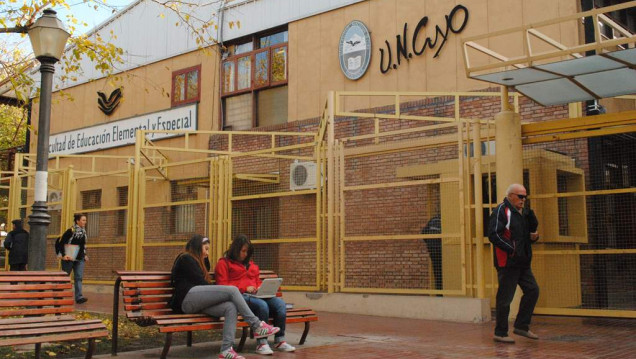 imagen Promocionan la donación de sangre en la Facultad de Educación