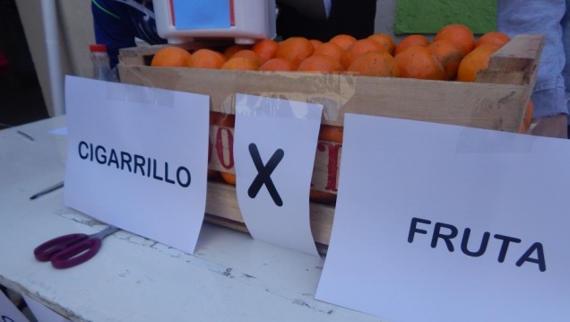 imagen Intercambiarán frutas por cigarrillos para concientizar