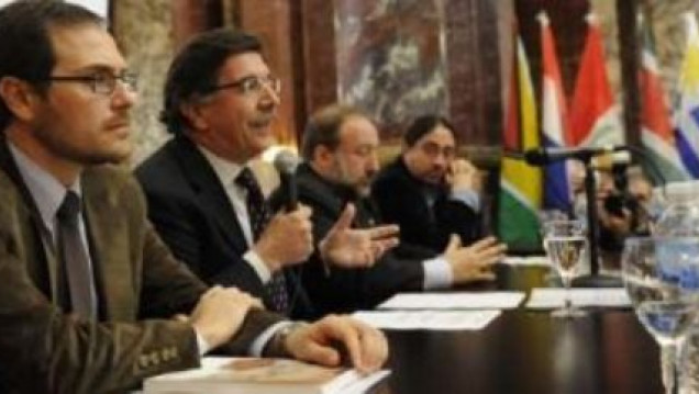 imagen Somoza participó de un Seminario Regional de Educación Superior de la UNASUR