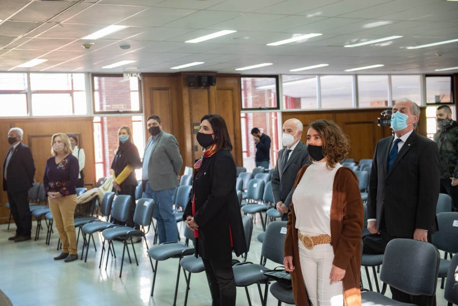 imagen Distinguieron con Doctorado Honoris Causa a Natalio Botana