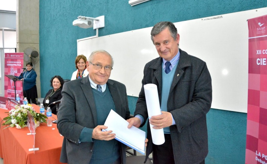imagen Arturo Fernández es el nuevo doctor Honoris Causa de la UNCuyo