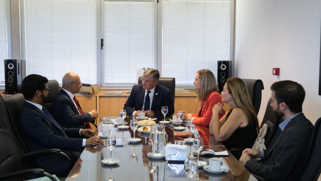 imagen La UNCUYO recibió al embajador indio Dinesh Bhatia