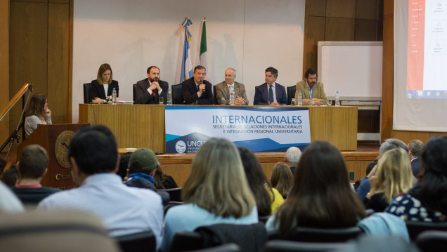 imagen Compartieron experiencias de gestión universitaria para emprender 