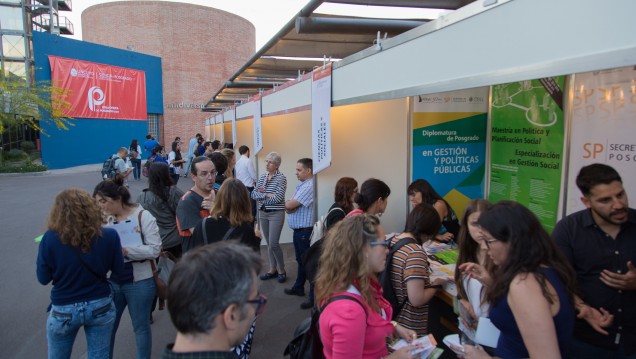 imagen La UNCuyo mostró sus posgrados en una Feria