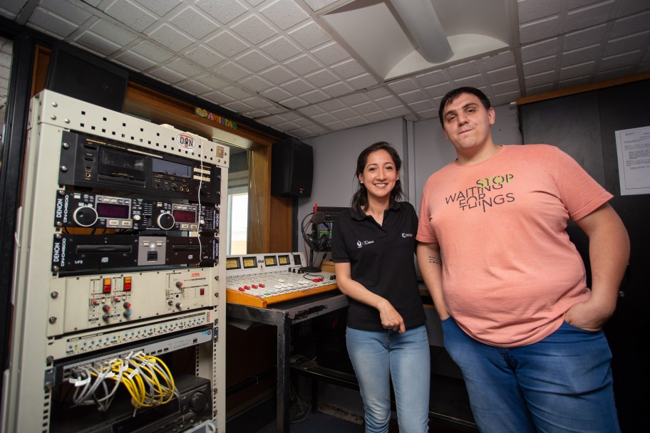 imagen Faro de Oro para operadores de Radio U