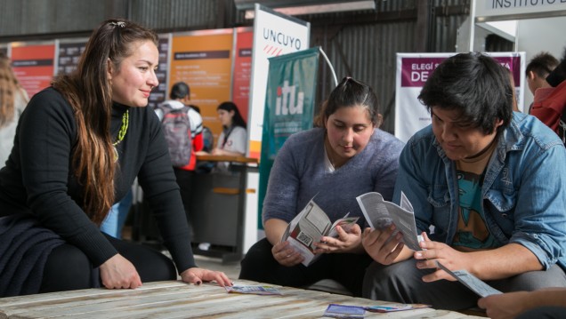 imagen Expo Educativa: ¿Cómo acompañar a los hijos sin influir?