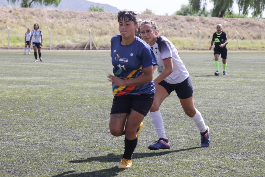 imagen "Mujeres líderes" buscaron hacer podio en el Club UNCUYO