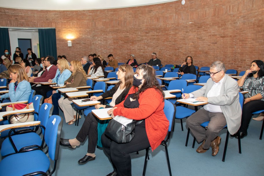 imagen "Sigamos estudiando", una apuesta de articulación entre la UNCUYO y la DGE