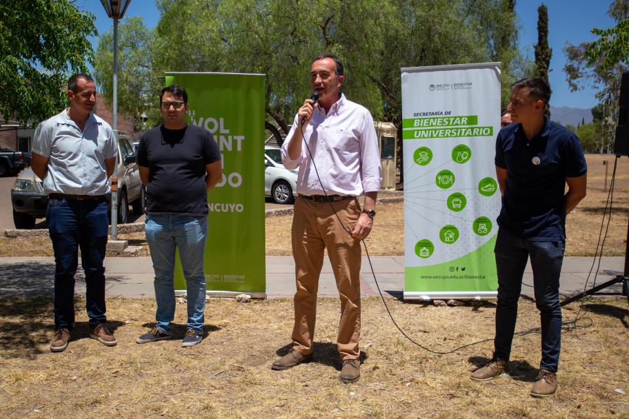 imagen Reconocieron el compromiso social de cientos de universitarios  