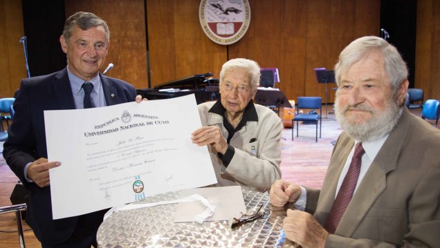 imagen Julio Le Parc es flamante Doctor Honoris Causa 