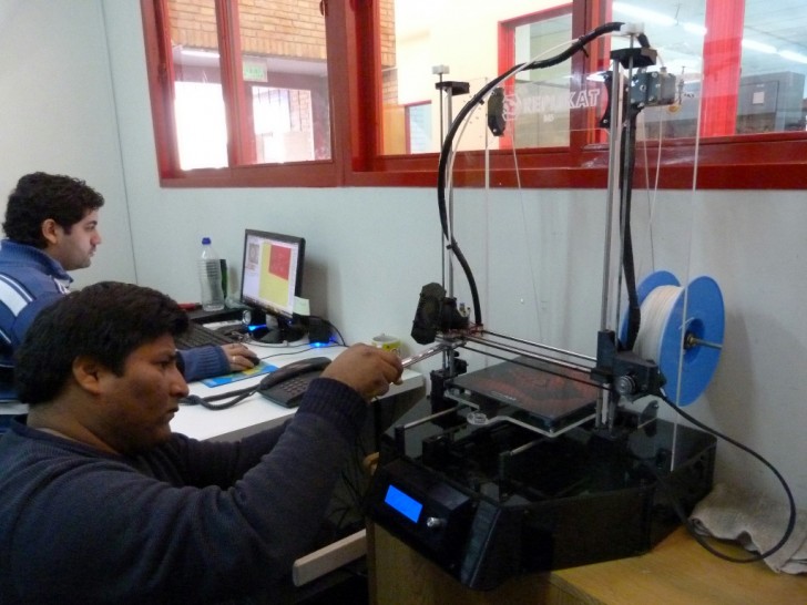 imagen Incorporan impresora 3D para mejorar el aprendizaje de estudiantes