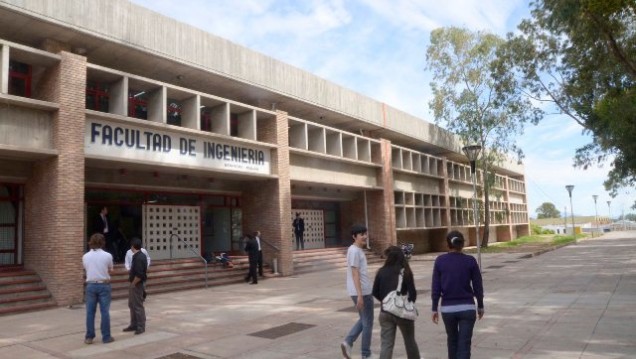 imagen Cargos de profesor titular y adjunto concursan en Ingeniería 