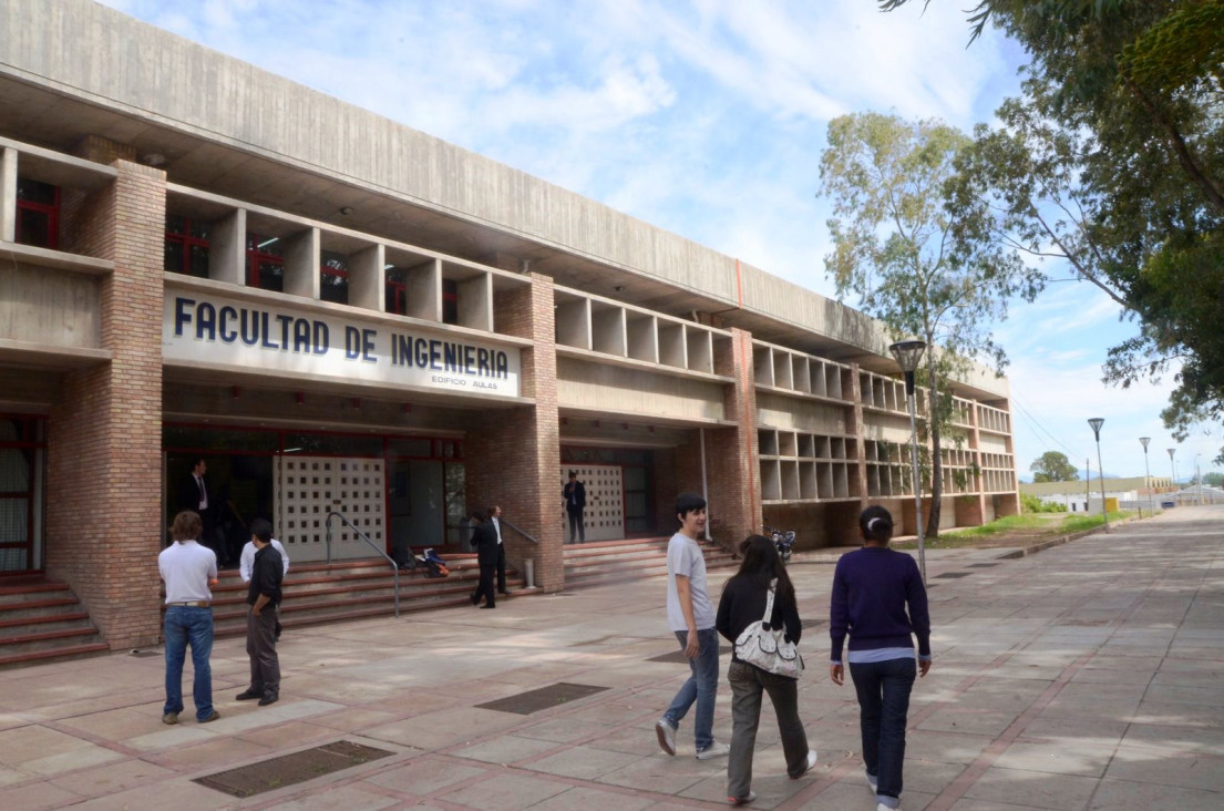 imagen Construir puentes entre el estudio y el trabajo