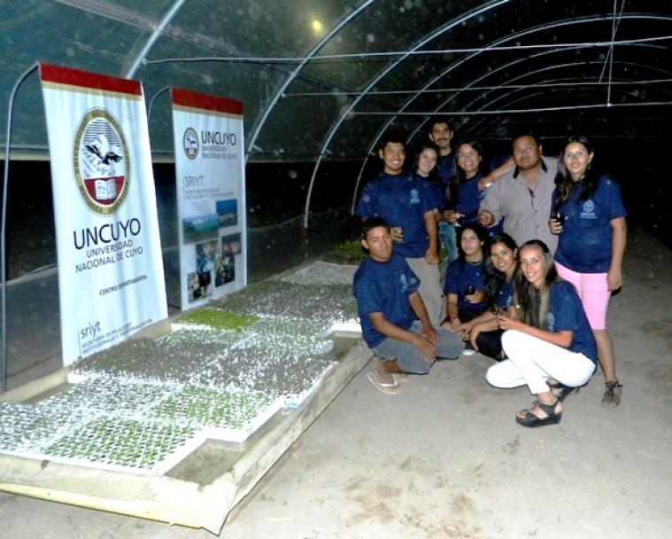 imagen Área de Territorialización inauguró invernadero de especies hortícolas en Lavalle