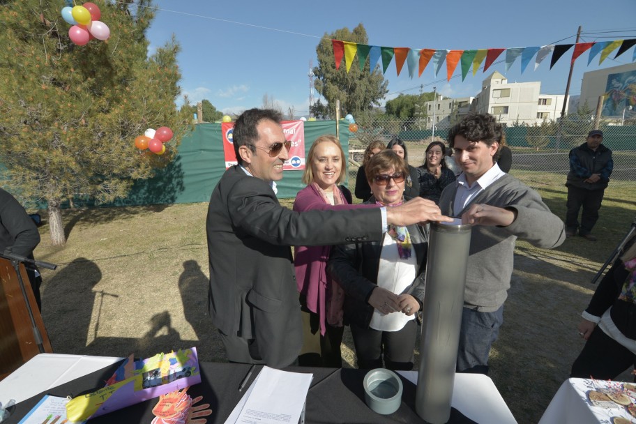 imagen Nuevo edificio para el jardín "Caritas Dulces"