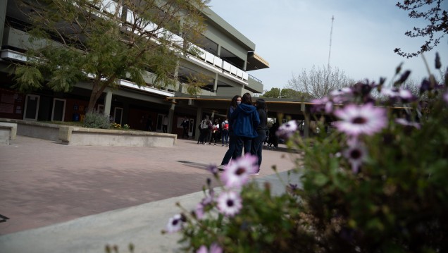 imagen Alerta por zonda: se extiende la suspensión de clases para escuelas de la UNCUYO