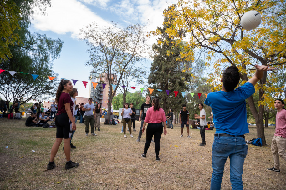 imagen La Bienvenida a la UNCUYO convocó a más de 2000 jóvenes 