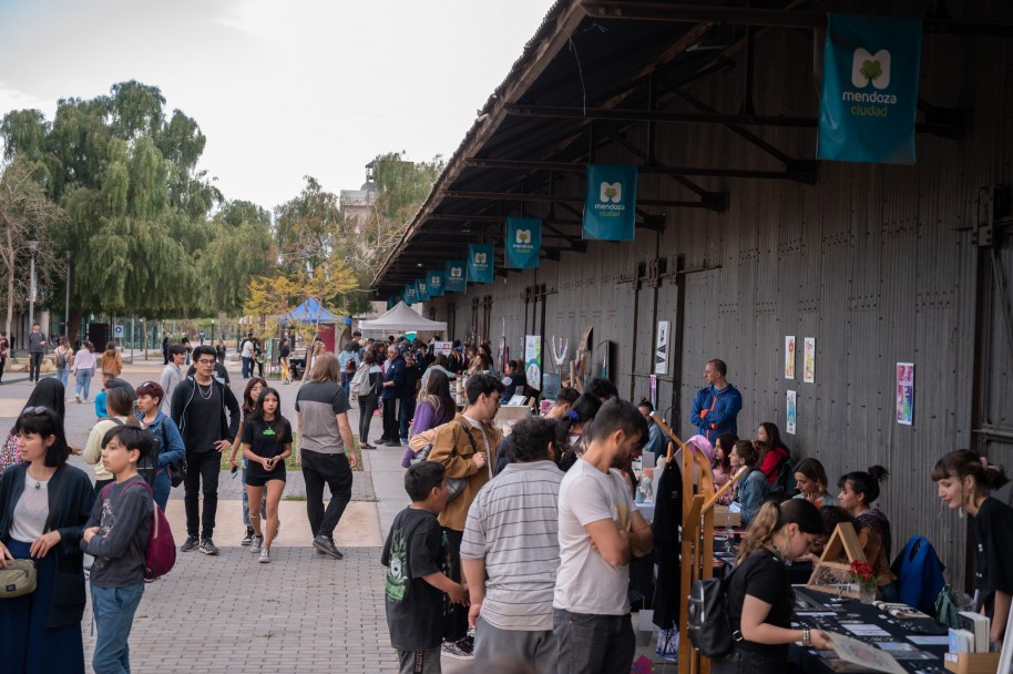 imagen Cerca de dos mil estudiantes disfrutaron a pleno el RandomFest