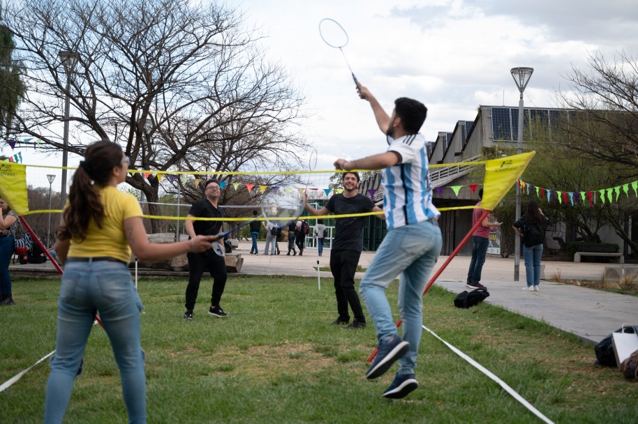 imagen Cerca de dos mil estudiantes disfrutaron a pleno el RandomFest