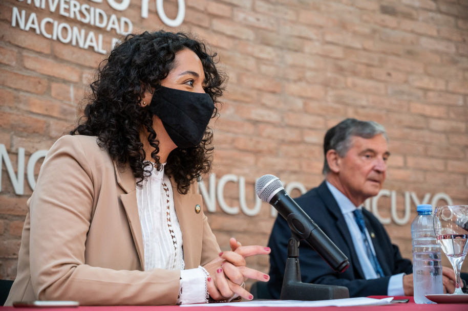 imagen UNCUYO REC: una apuesta para acercar el aula a las pantallas de docentes y estudiantes