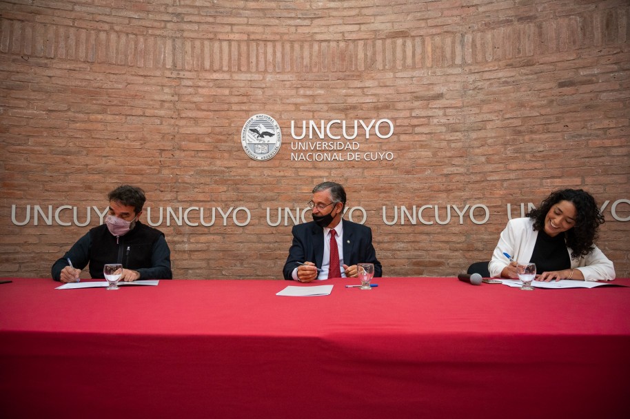 imagen La UNCUYO y Film Andes se asocian para desarrollar contenidos audiovisuales y propuestas culturales